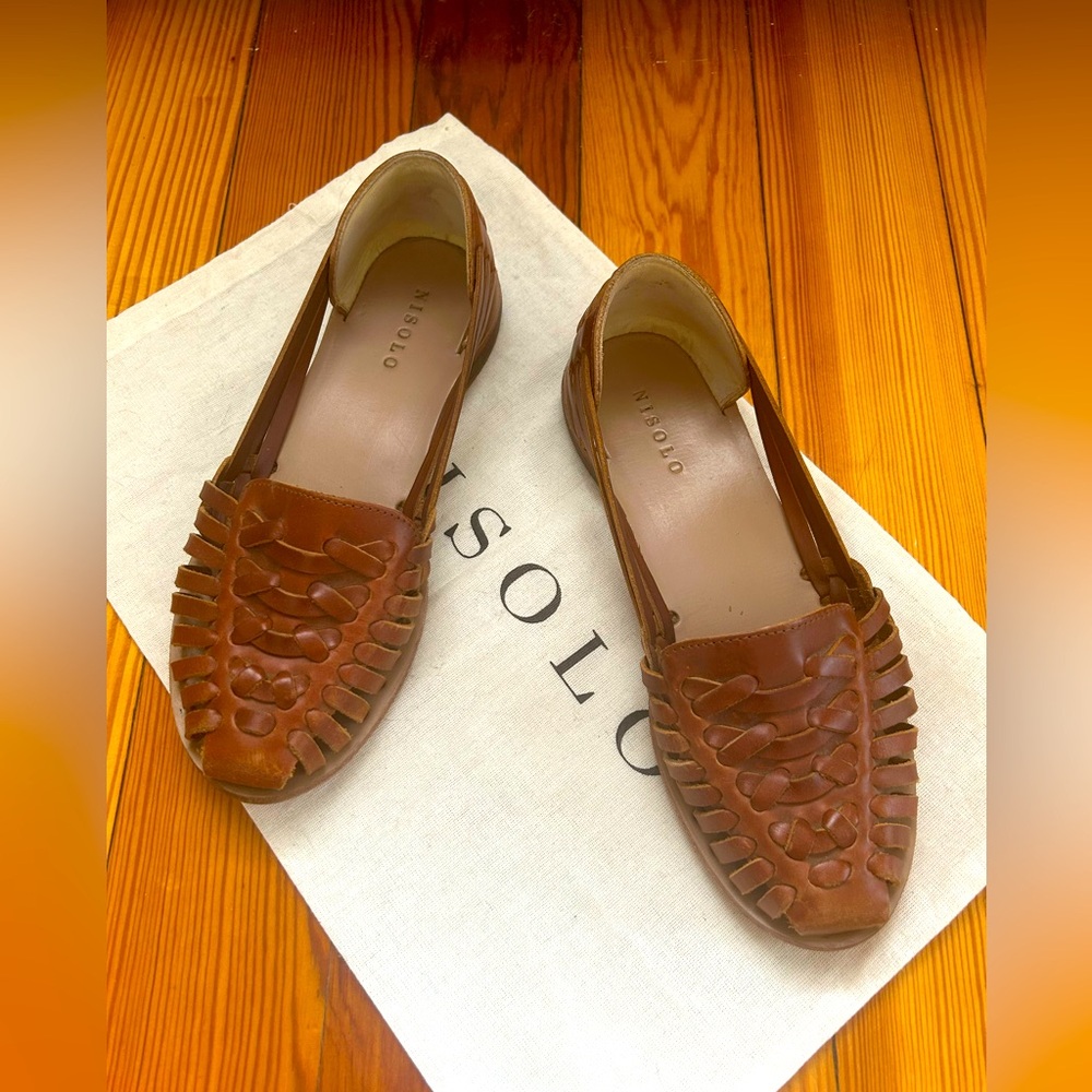 Nisolo Women's Tan Leather Flats